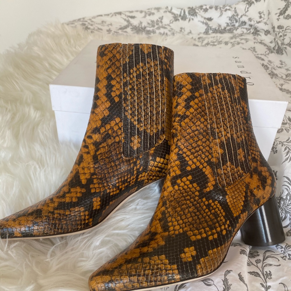 Sandro FW’20 Snakeskin Leather Ankle Boots